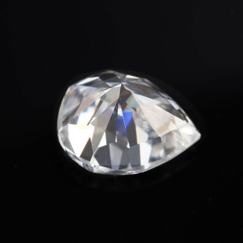 D Color VVS Clarity Super White Pear-Shaped Mozambique Diamond